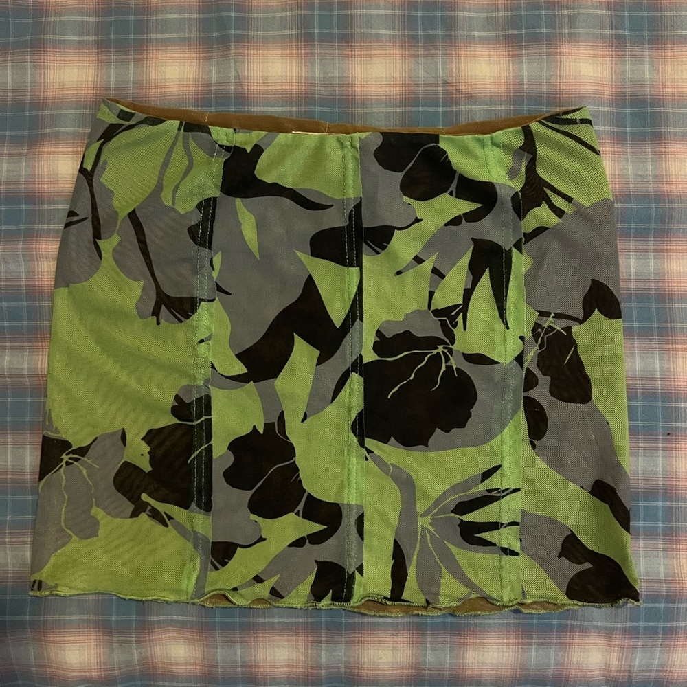 Tiger Mist Green and Black Floral Pencil Skirt